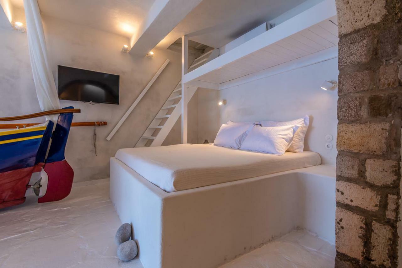Neosikos Amazing Beach House In Milos Island Villa Klima  ภายนอก รูปภาพ